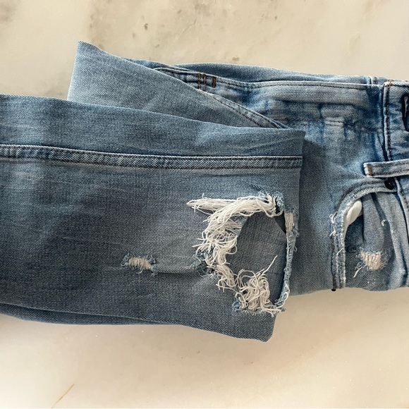 Levi's Ripped Straight Leg Distressed Jeans W25 - Picture 2 of 3